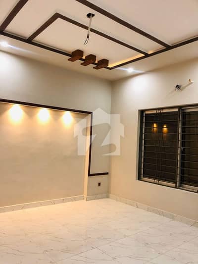 A BEAUTIFUL HOUSE DEPEND ON 5 MARLA DOUBLE STOREY IN ASHRAF GARDEN