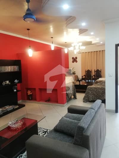 A BEAUTIFUL HOUSE FOR SALE DEPENDS ON 5.5 MARLA