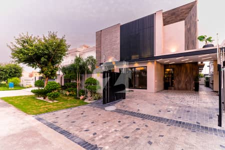 TASK EST OFFER : 1 Kanal Full Renovated House On 60FT Road Near Near park Masjid And Commercial Easy Approach in SUI GAS SOCIETY Phase 1