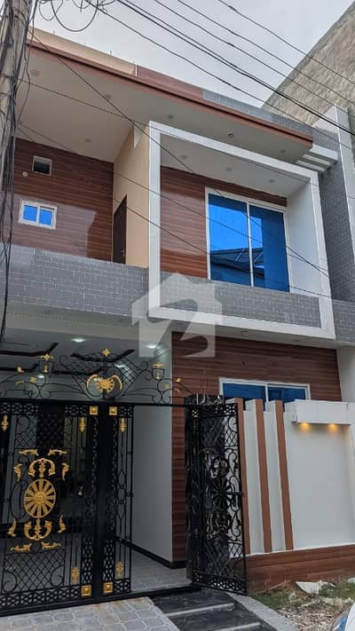 A 5 MARLA BEAUTIFUL HOUSE With Front
