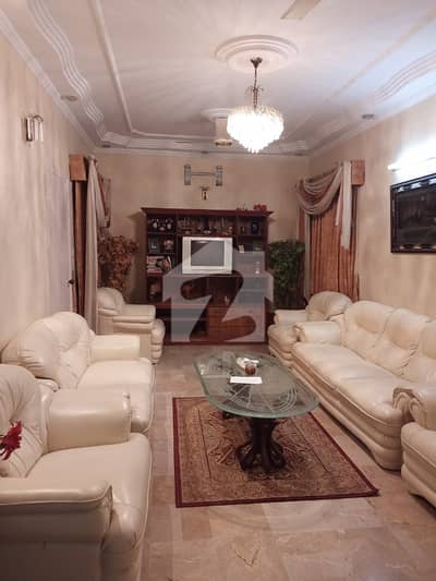 Well Maintained 3 Bedroom 1700 Square Feet Luxury Apartment On 6th Street Of Gulshan E Faisal In The Vicinity Of Bath Island Is Available For Sale