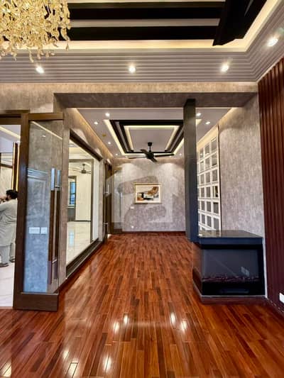 Newly 10 Marla House For Sale In Wapda City Canal Expressway Faisalabad