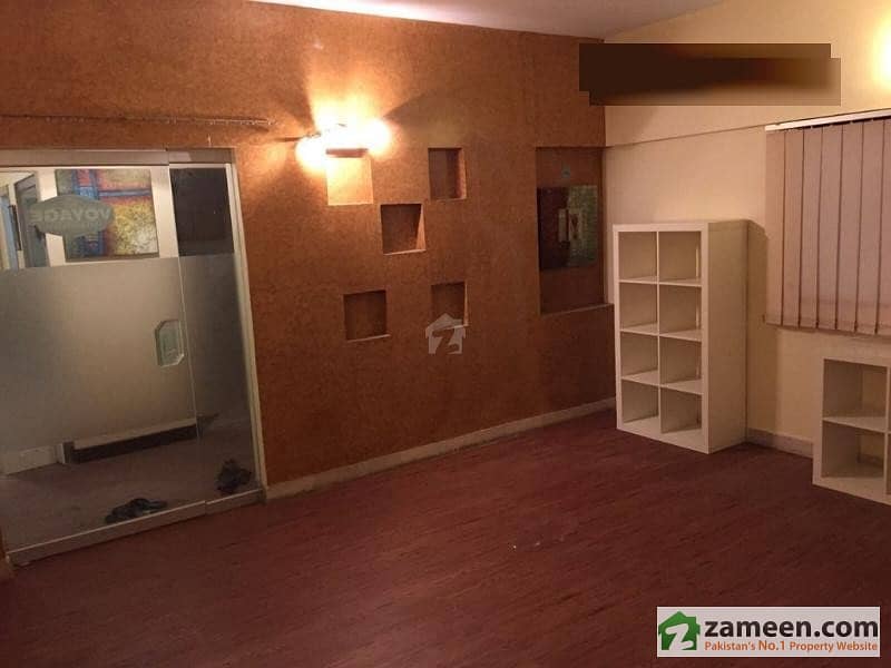 3 Beds Flat Available For Sale In Zamzama 6th Street