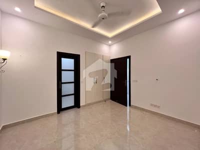 3 Bed DD Lounge 125 Square Yard Villa FOR SALE At ALI BLOCK All Amenities Nearby Including MOSQUE, General Store & Parks 3 Bed DD Lounge 125 Square Yard Villa FOR SALE At ALI BLOCK All Amenities Nearby Including MOSQUE, General Store & Parks