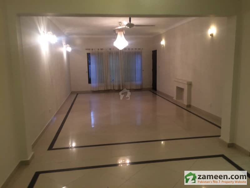 5 Bedroom Newly Refurbished Kanal Prolonged Parking House For Sale