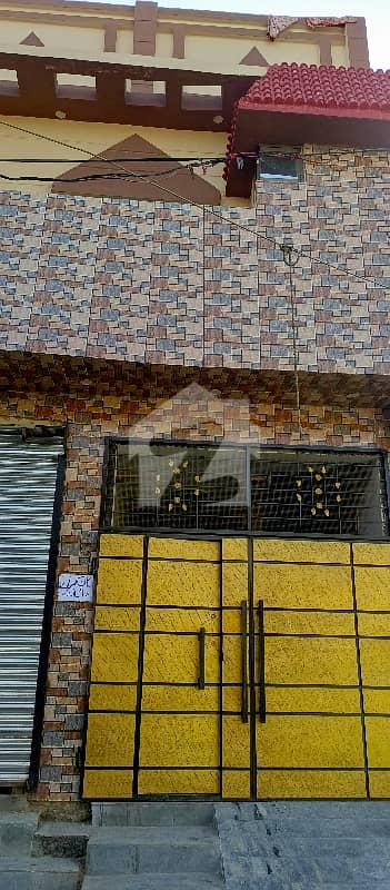 چونگی امر سدھو لاہور میں 3 کمروں کا 3 مرلہ مکان 1.25 کروڑ میں برائے فروخت۔