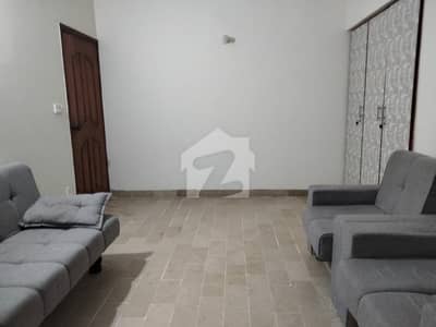 2 Bed DD Corner Flat For Sale