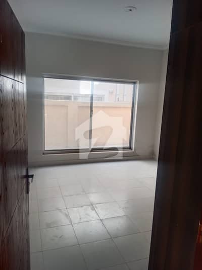 8 marla corner home for sale