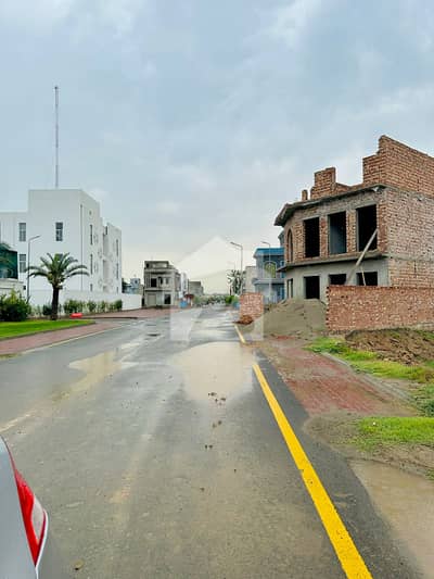 2 MARLA COMERCIAL SHOP FOR SALE WITH POSSESSION AL KABIR TOWN PHASE 2