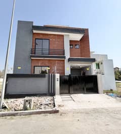 5 Marla Brand New House For Rent !