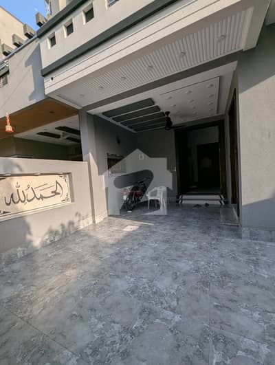 08 Marla Brand New Triple Story House For Sale In Military Accounts Society, College Road, Lahore