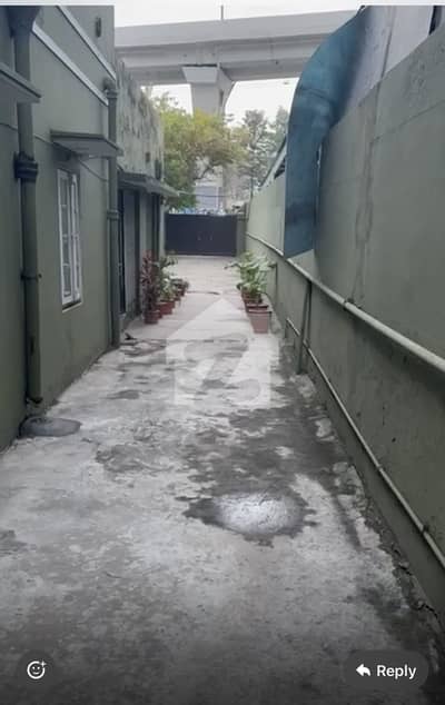 Top Location Plot On Saddar For Sale