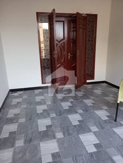 Stunning Lower Portion Is Available For rent In Gulshan-e-Iqbal - Block 6