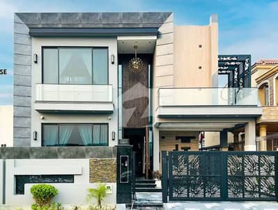 10 Marla Luxury House For Sale In RMT Zone 3
