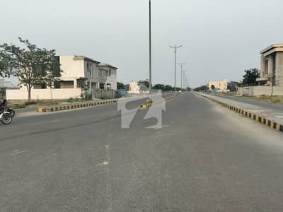 Premium 1 Kanal Residential Plot For Sale U-Block, DHA Phase 7 Lahore Premium 1 Kanal Residential Plot For Sale U-Block, DHA Phase 7 Lahore