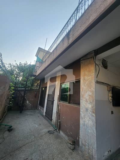 G10/1 Upper Portion Available For Rent