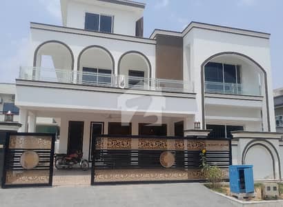 بحریہ ٹاؤن فیز 2 بحریہ ٹاؤن راولپنڈی,راولپنڈی میں 6 کمروں کا 1 کنال مکان 2.1 لاکھ میں کرایہ پر دستیاب ہے۔