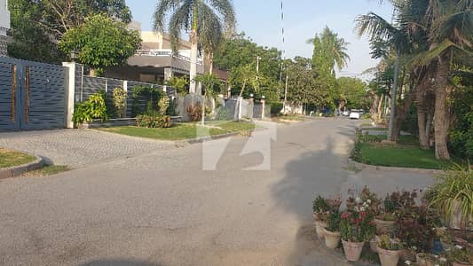 ڈی او ایچ ایس فیز 2 ملیر کنٹونمنٹ,کینٹ,کراچی میں 4 کمروں کا 12 مرلہ مکان 7.1 کروڑ میں برائے فروخت۔