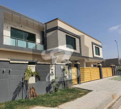 House Of 375 Square Yards Is Available In Contemporary Neighborhood Of Cantt
