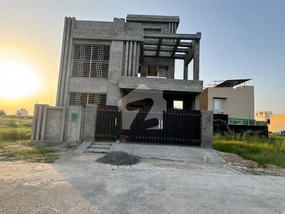 A + QUAILTY 8 MARLA GREY STRUCTER HOUSE