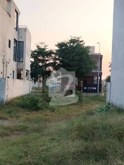 Plot No-382 Block E - 5 Marla Plot On Top Location of Phase 9 Town DHA Lahore For Urgent Sale