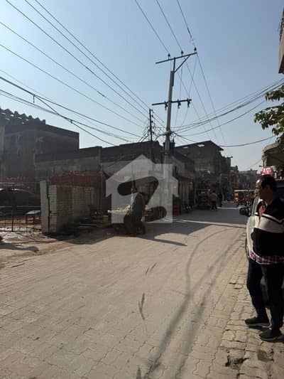 20 Marla Prime Commercial Plot On Main Road