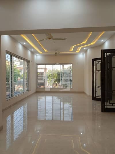 A Beautiful And Brand New Lavish Ground Portion For Rent In Overseas 5 A Beautiful And Brand New Lavish Ground Portion For Rent In Overseas 5