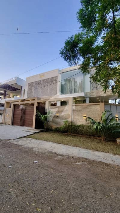 LUXURIOUS DESINGNER HOUSE FOR SALE