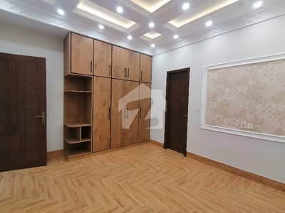 Ideal House For sale In Gulshan-e-Ravi - Block H
