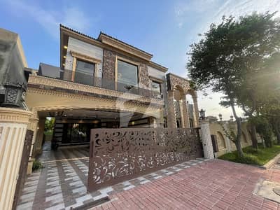 بحریہ انٹلیکچول ویلج بحریہ ٹاؤن راولپنڈی,راولپنڈی میں 2 کنال مکان 26.0 کروڑ میں برائے فروخت۔