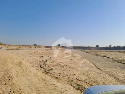 4 Marla Plot In Q Block For Sale