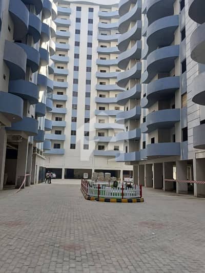 FLAT FOR RENT DANIYAL RESIDENCY SCHEME 33 NEAR SAFOORA CHURANGI RIM JHIM TOWER