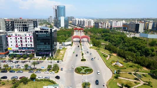 Executive Block - Size 4 Kanal (2400 Sq. Yds) Farmhouse Plot Gulberg Islamabad
