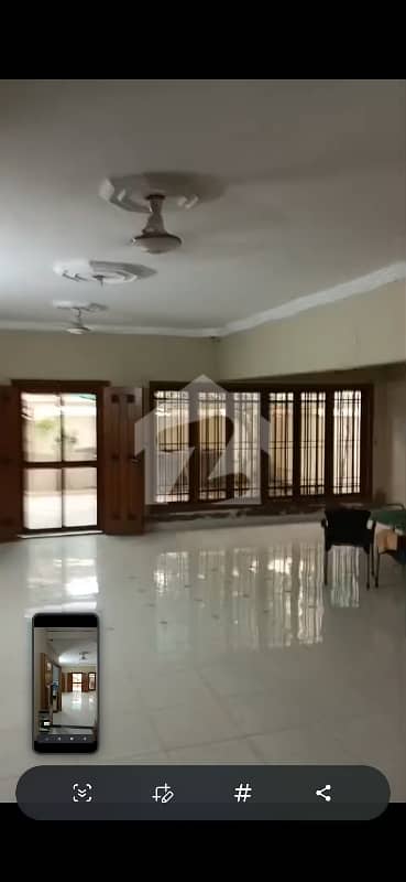 4 Bd Dd 600 Yrd Bungalow Portion 2 Car Parking Garden Pechs Block 2 Back Side Mackdonald Tariq Road  Demand 6 Cr
