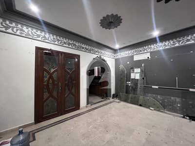 Commercial House Available For Rent
