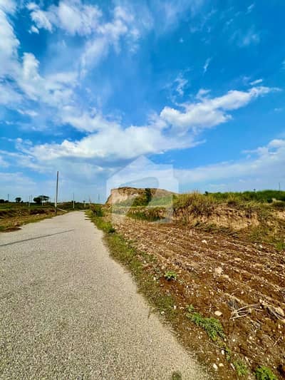 5 Marla Plot Available in I-15/4