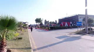1 Kanal ( 60*90 ) in Block B