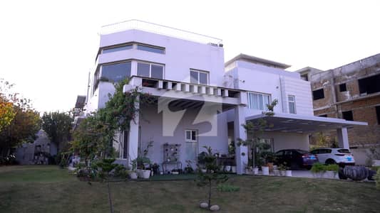 Fully Furnished Farmhouse Ground Portion Lake Facing For Rent Fully Furnished Farmhouse Ground Portion Lake Facing For Rent