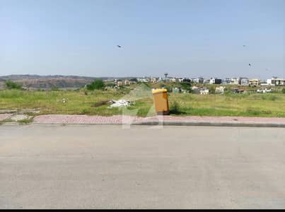 TOP LOCATION PLOT IN OVERSEAS 7