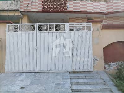 مرغزار آفیسرز کالونی لاہور میں 4 کمروں کا 10 مرلہ مکان 3.5 کروڑ میں برائے فروخت۔