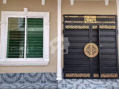 مرغزار آفیسرز کالونی لاہور میں 3 کمروں کا 4 مرلہ مکان 1.6 کروڑ میں برائے فروخت۔