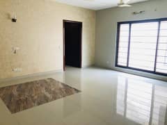 1000 YARD FIRST FLOOR PORTION FOR RENT DHA PHASE 6