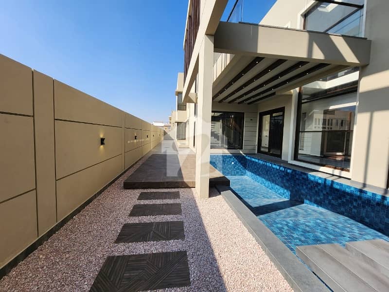 Huge Driveway Offering Ample Parking Space House For Sale Huge Driveway Offering Ample Parking Space House For Sale