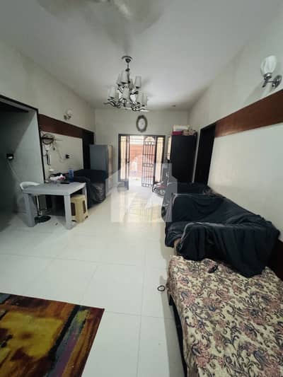 Elegant 4 Bed Drawing Portion for Sale in Prime Sharfabad Location Elegant 4 Bed Drawing Portion for Sale in Prime Sharfabad Location