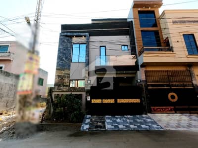 5 Marla House For Sale In The Perfect Location Of Nawab Town - Block E