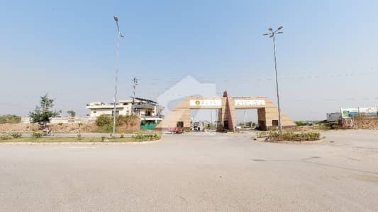 پارک انکلیو 1 پارک انکلیو,اسلام آباد میں 1 کنال رہائشی پلاٹ 5.5 کروڑ میں برائے فروخت۔