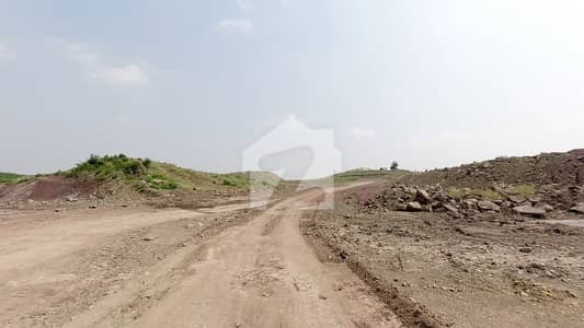سی ۔ 14 اسلام آباد میں 1 کنال رہائشی پلاٹ 6.8 کروڑ میں برائے فروخت۔