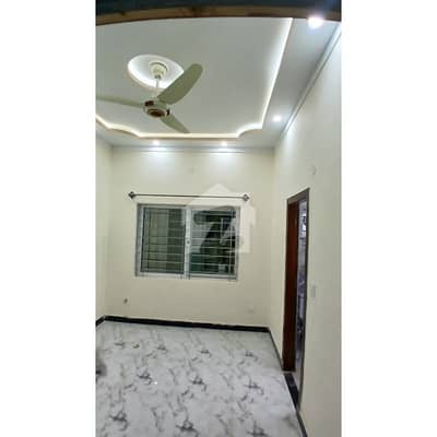رِیور گارڈن اسلام آباد میں 4 کمروں کا 5 مرلہ مکان 2.5 کروڑ میں برائے فروخت۔