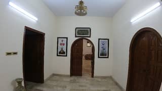 1000 Sq Yard Ultra Modern Style Prime Location Bungalow In Gulshan-E-Iqbal Block 7
