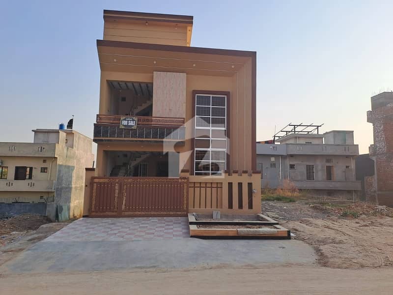House Available For sale In Jinnah Gardens House Available For sale In Jinnah Gardens